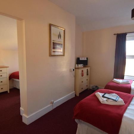 Bed and Breakfast Eastbourne Reymar Екстер'єр фото