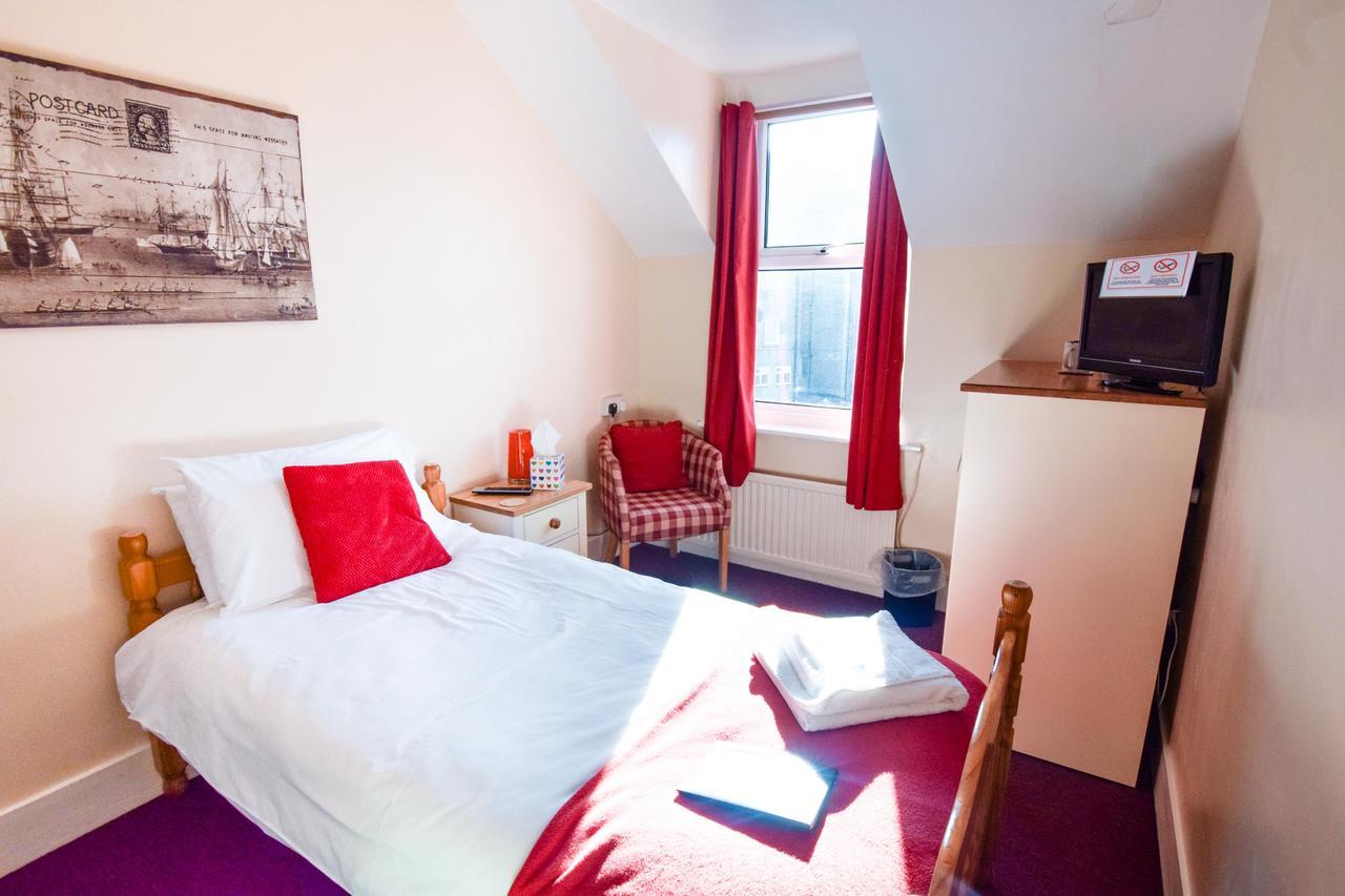 Bed and Breakfast Eastbourne Reymar Екстер'єр фото