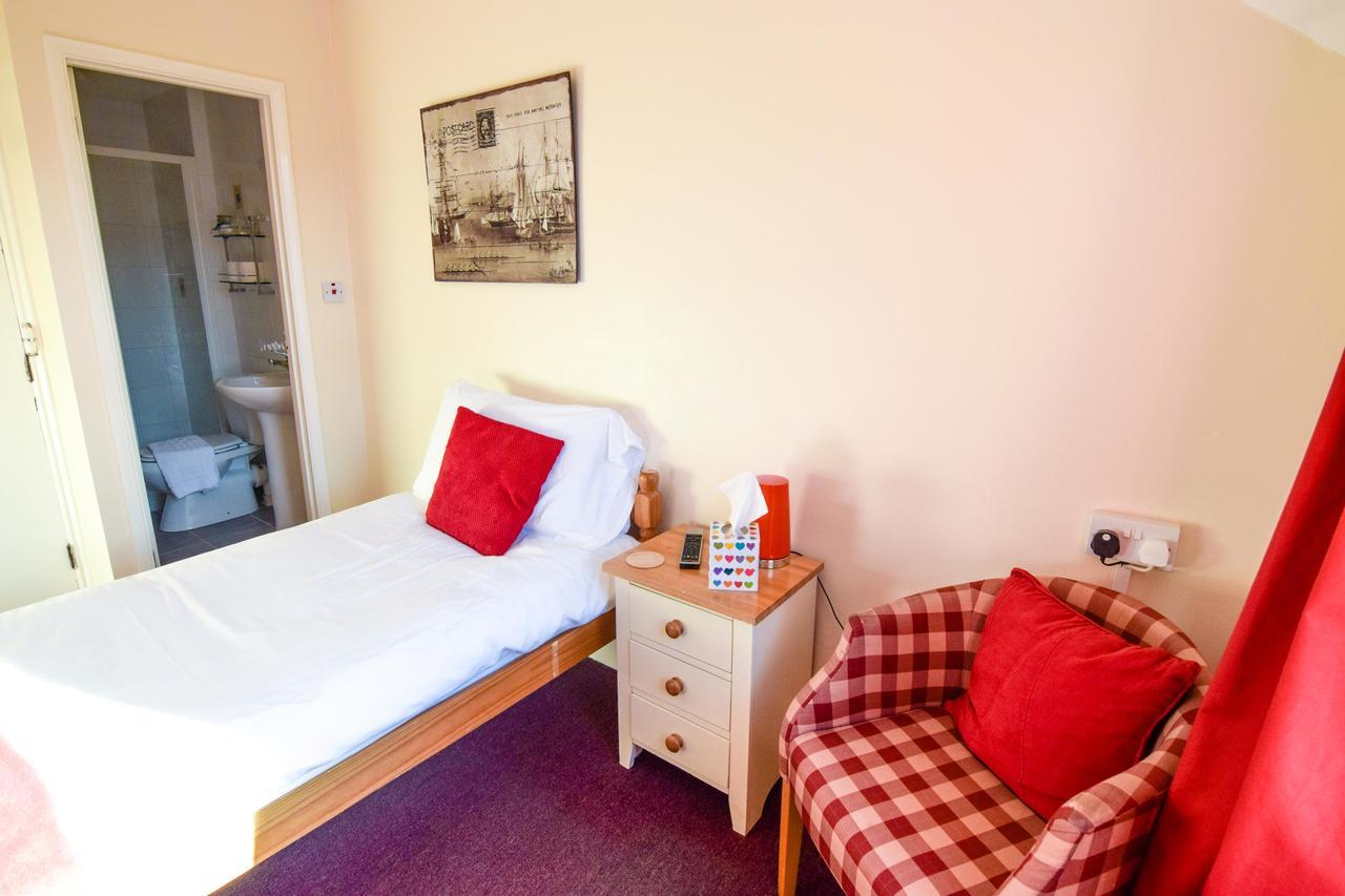 Bed and Breakfast Eastbourne Reymar Екстер'єр фото