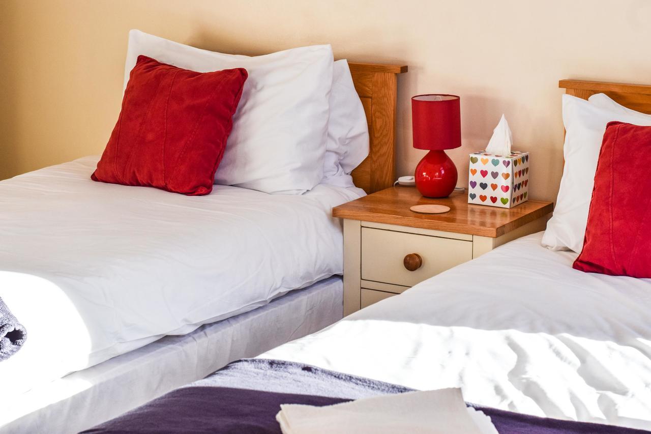 Bed and Breakfast Eastbourne Reymar Екстер'єр фото