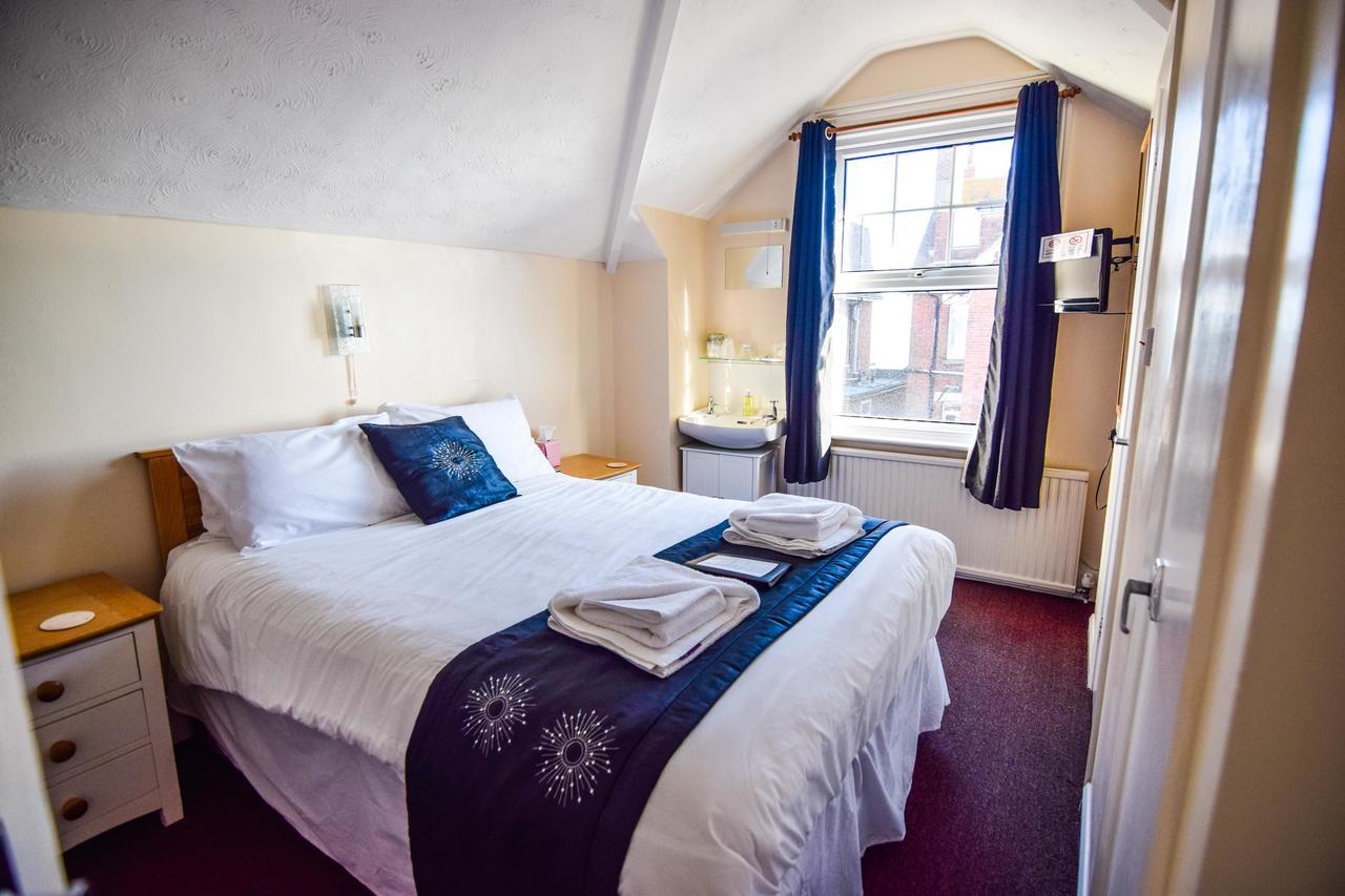 Bed and Breakfast Eastbourne Reymar Екстер'єр фото